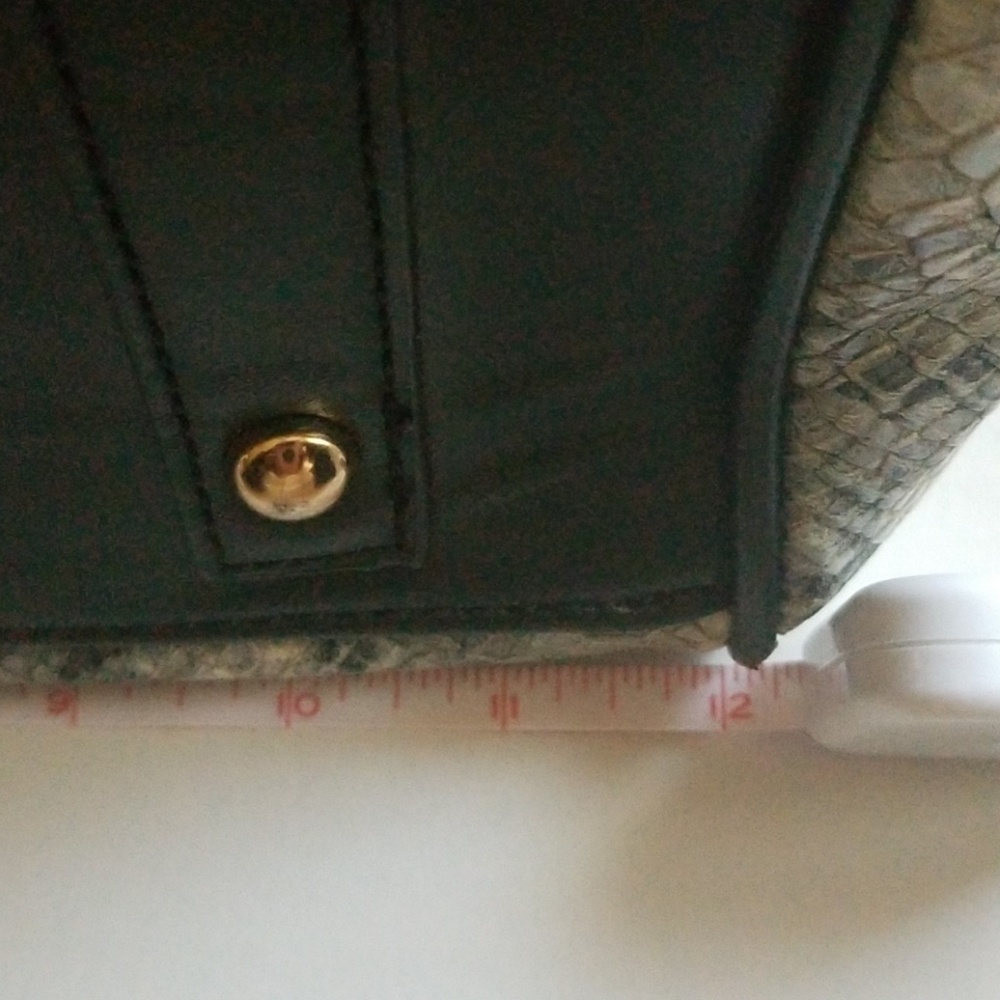 Purse - Picture 7 of 8